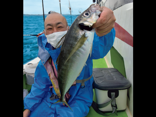 東京湾のビシアジ盛況 第二海堡周りで大型連発（はやぶさ丸／東京湾奥小柴）