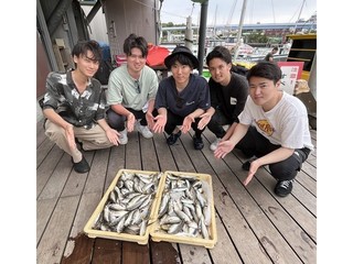 【釣果速報】アジ101匹ゲット！神奈川県荒川屋で怒涛のファイトを体感しよう！        